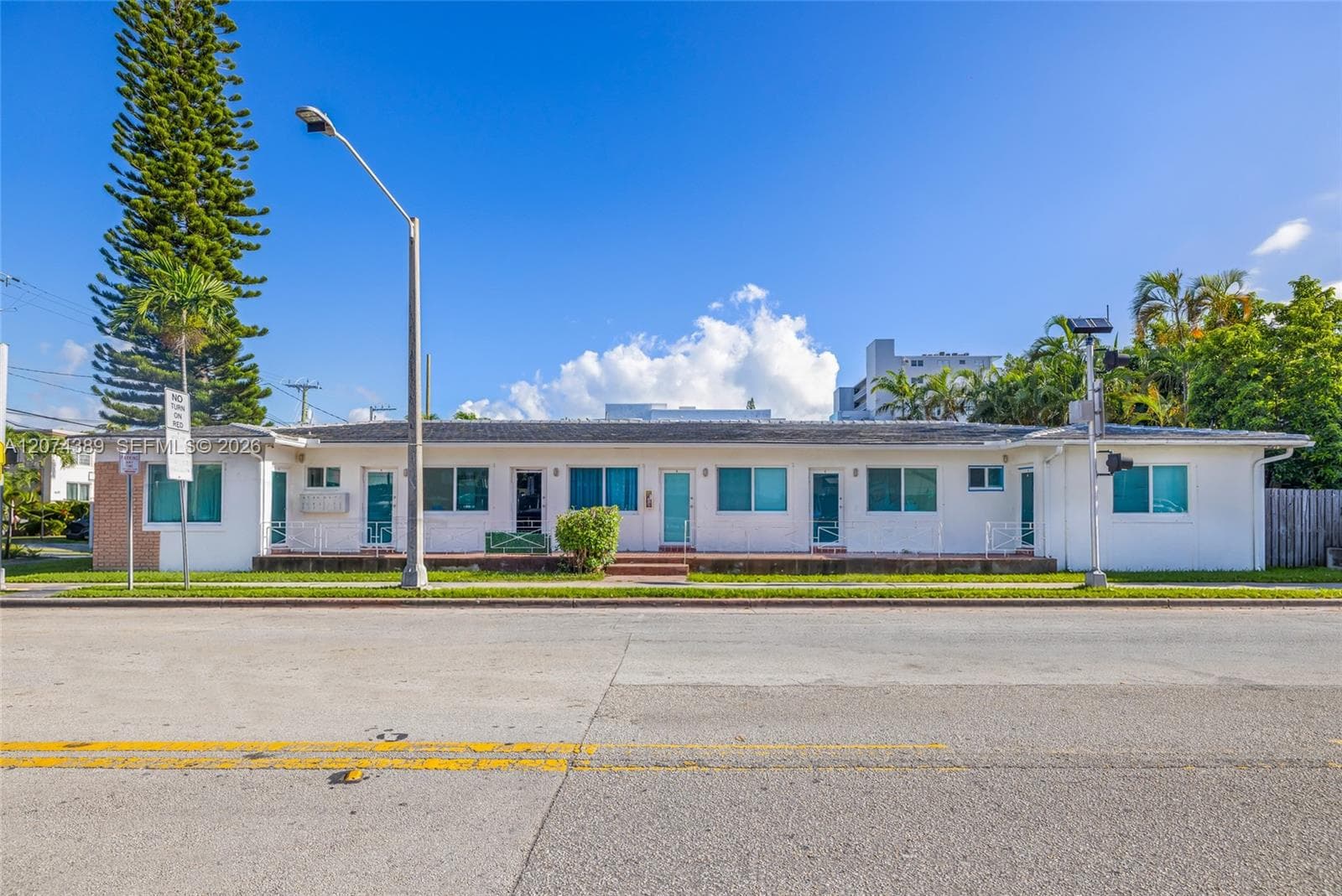 625 75th St, Miami Beach FL 33141