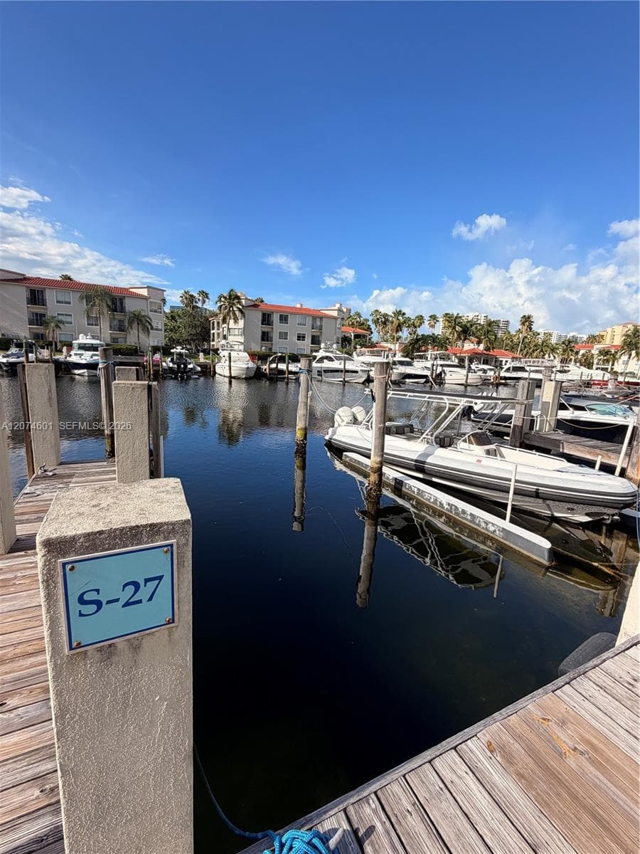 3029 NE 188th St, Aventura FL 33180