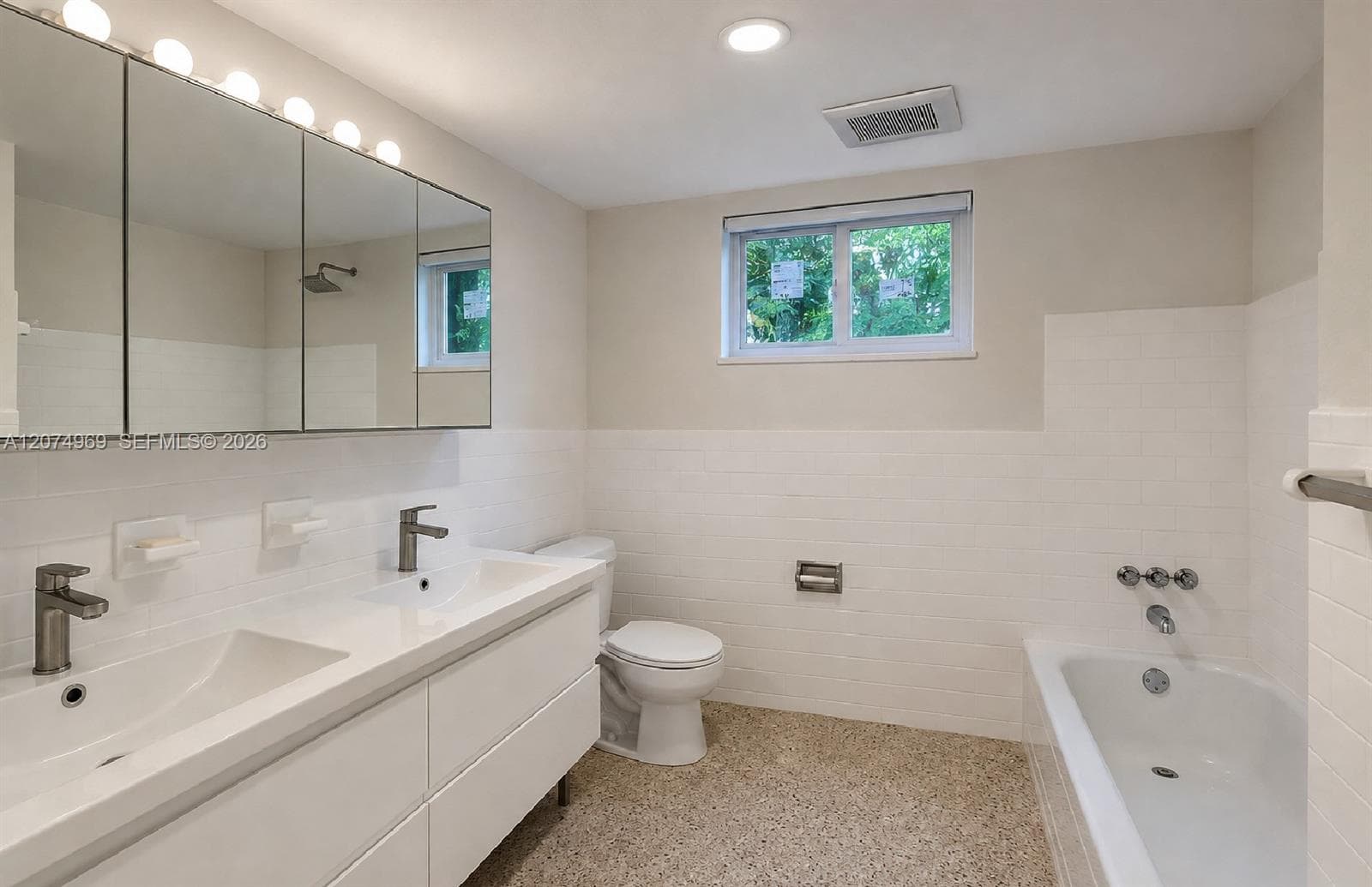 1385 NE 105th St, Miami Shores FL 33138