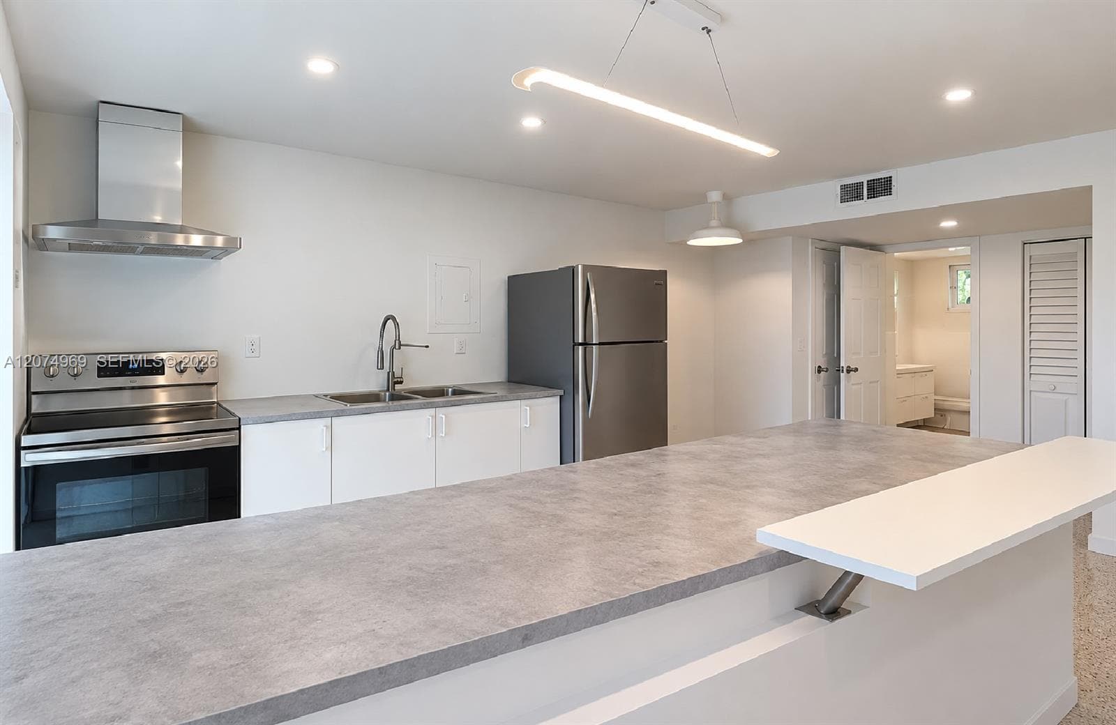 1385 NE 105th St, Miami Shores FL 33138