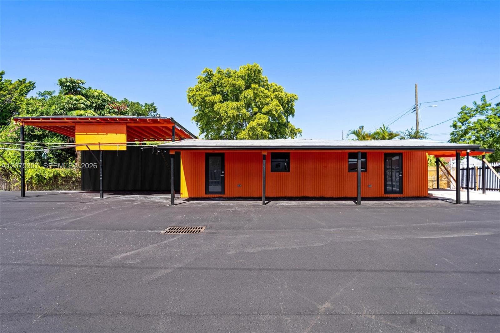5960 NW 27th Ave, Miami FL 33142