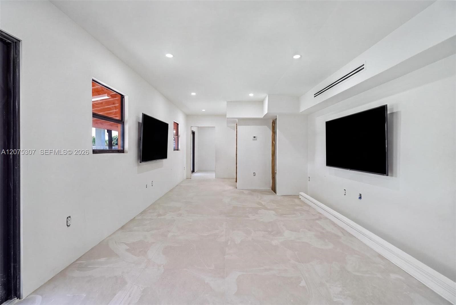 5960 NW 27th Ave, Miami FL 33142