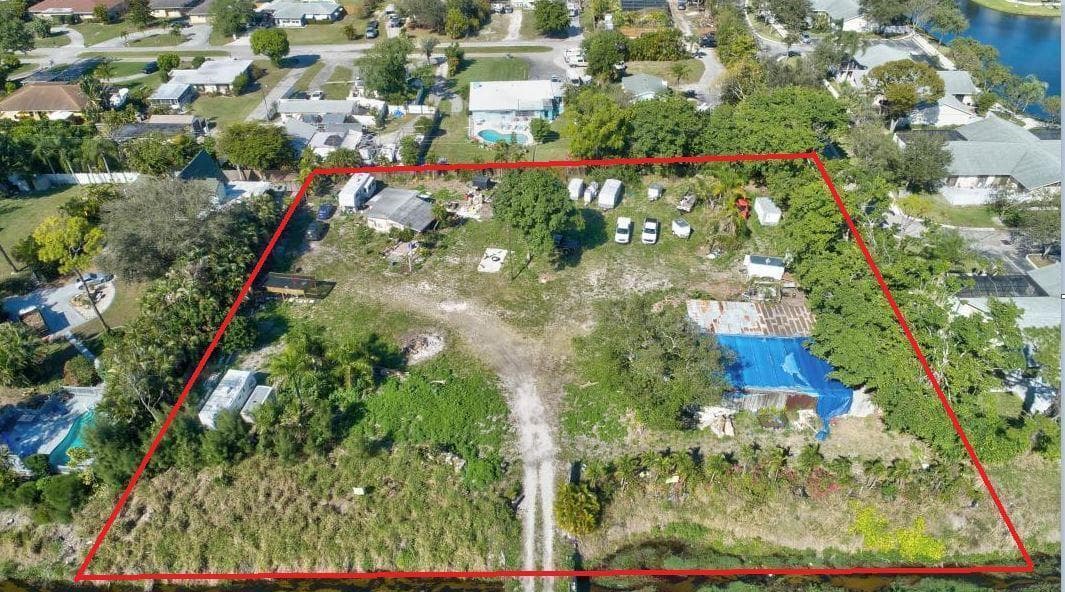 3865 ALADDIN Avenue, Boynton Beach FL 33436