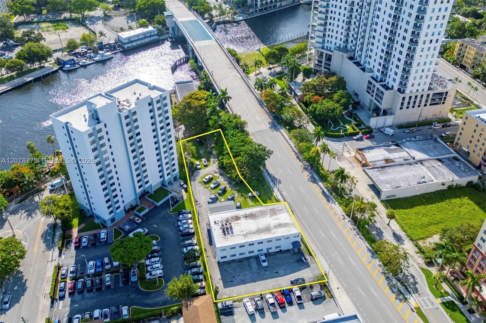 529 W Flagler St, Miami FL 33130