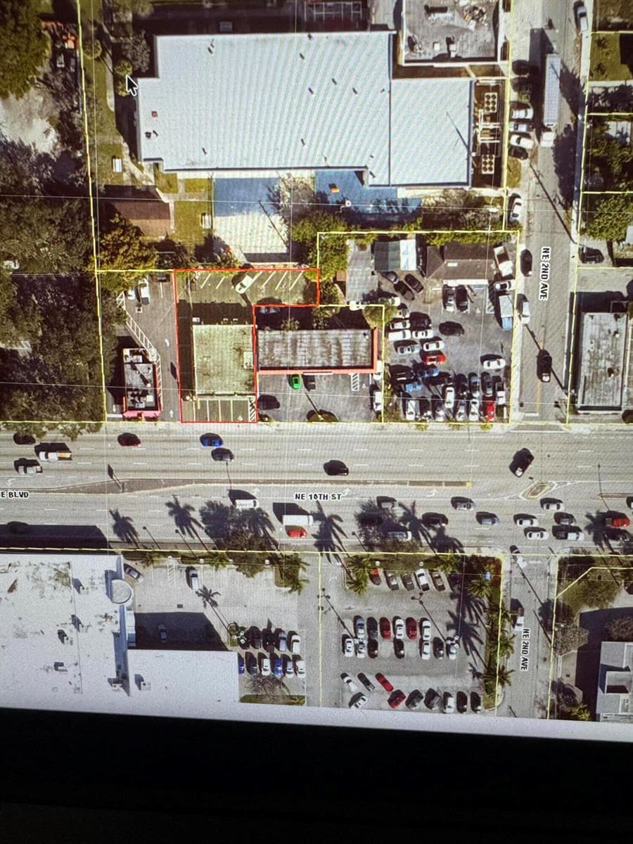 109 E Sunrise Boulevard, Fort Lauderdale FL 33304
