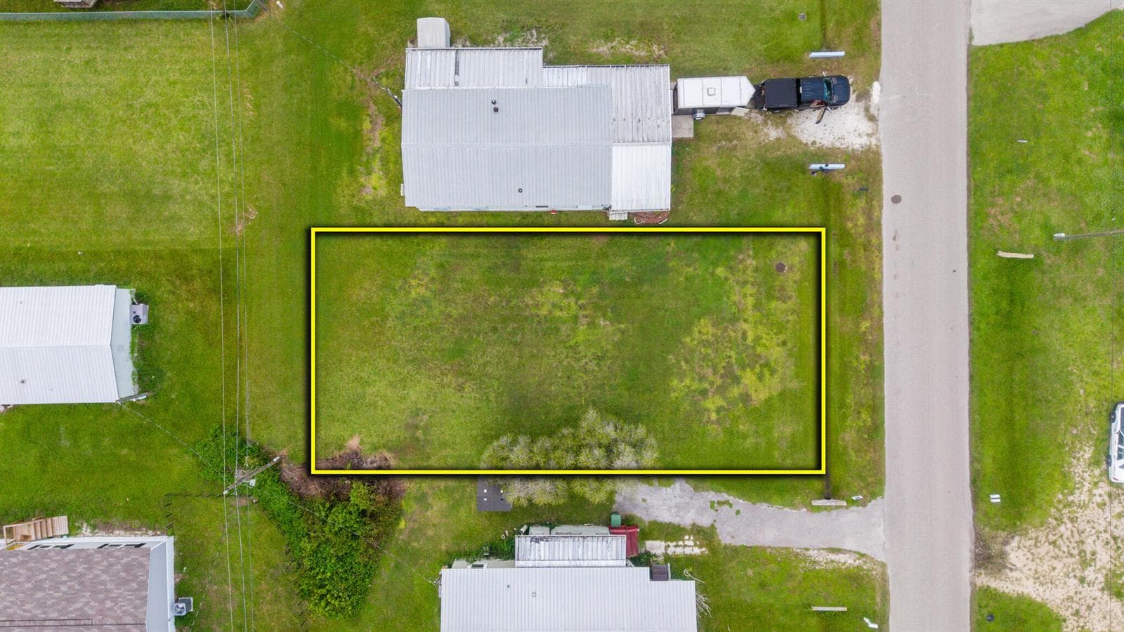 1236 E CHOBEE Street, Okeechobee FL 34974