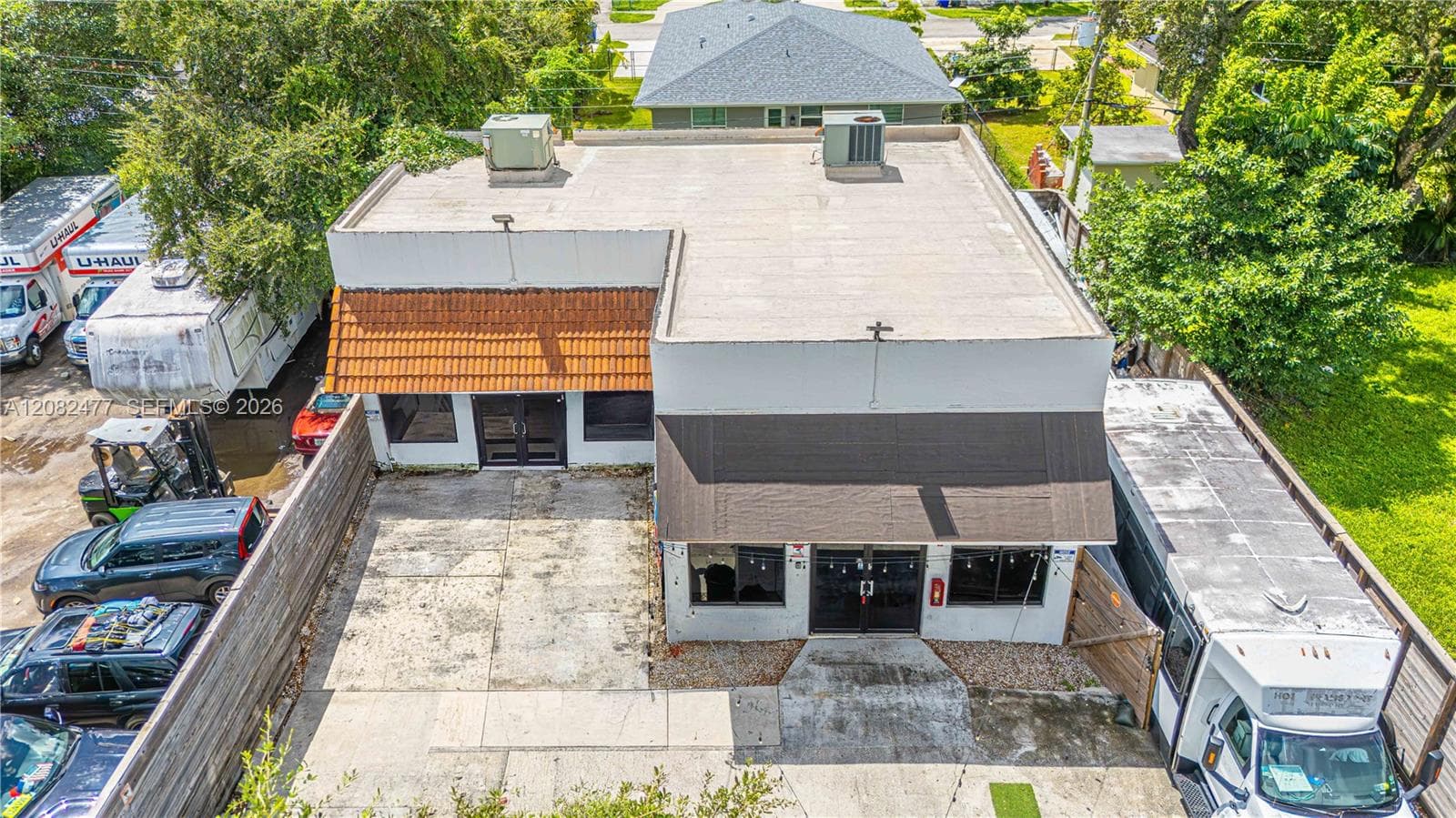 6260 Johnson St, Hollywood FL 33024