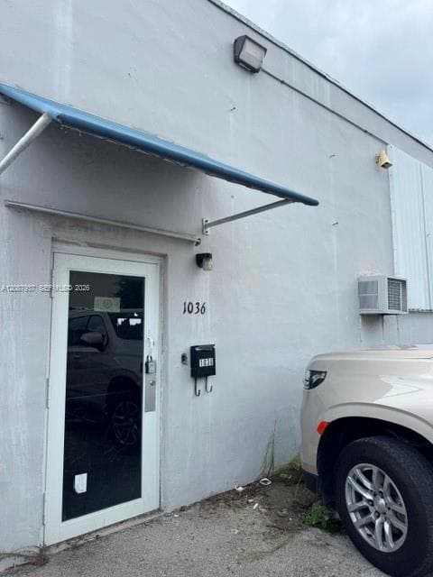 1024 E 24th St, Hialeah FL 33013