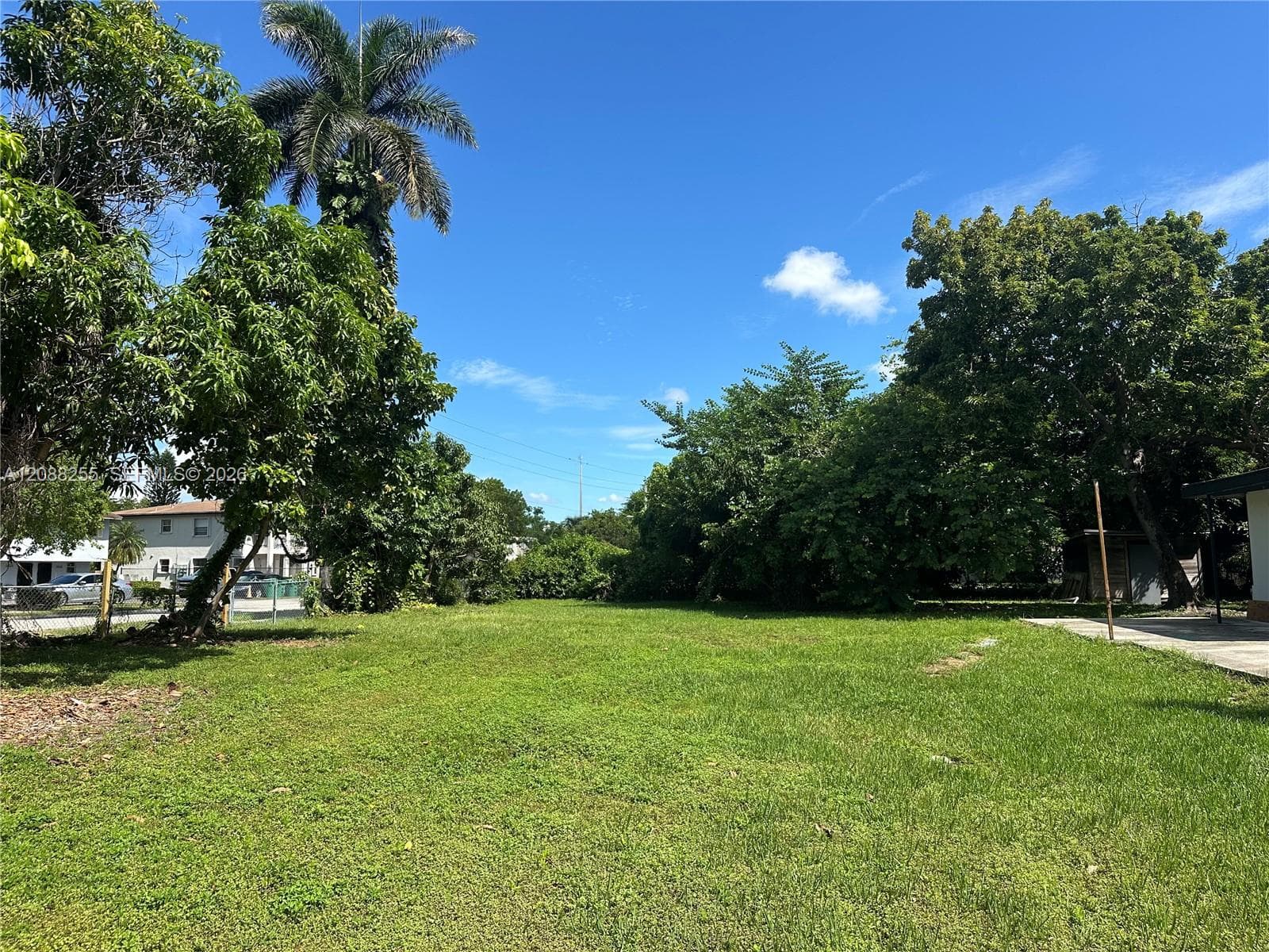 219 NE 141st St, Miami FL 33161