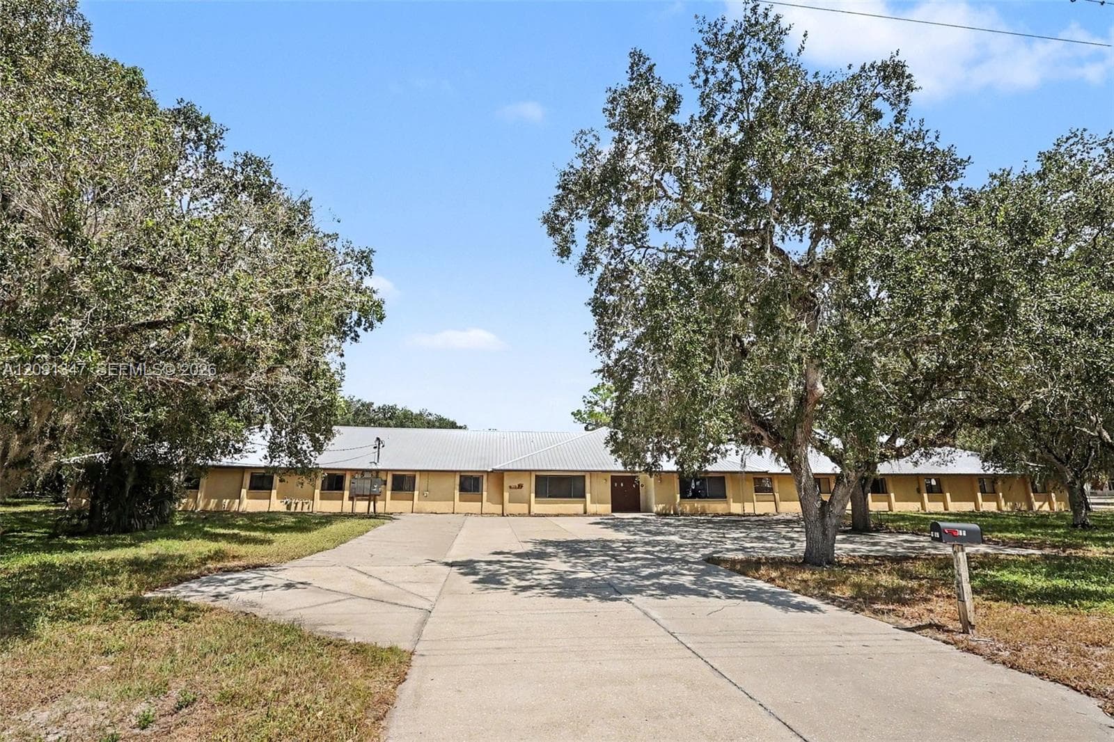 151 S Missouri St, La Belle FL 33935