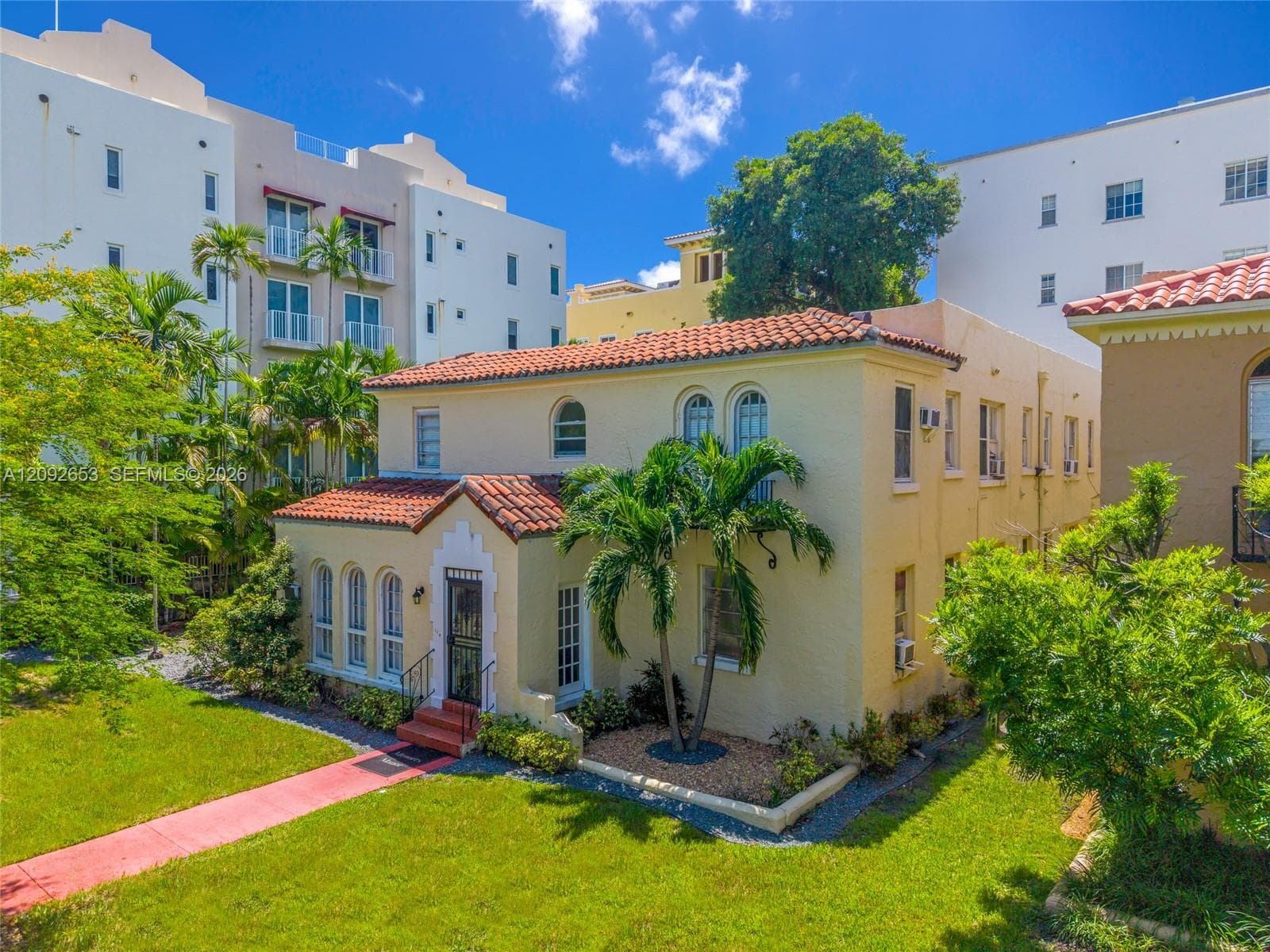 114 Menores Ave, Coral Gables FL 33134
