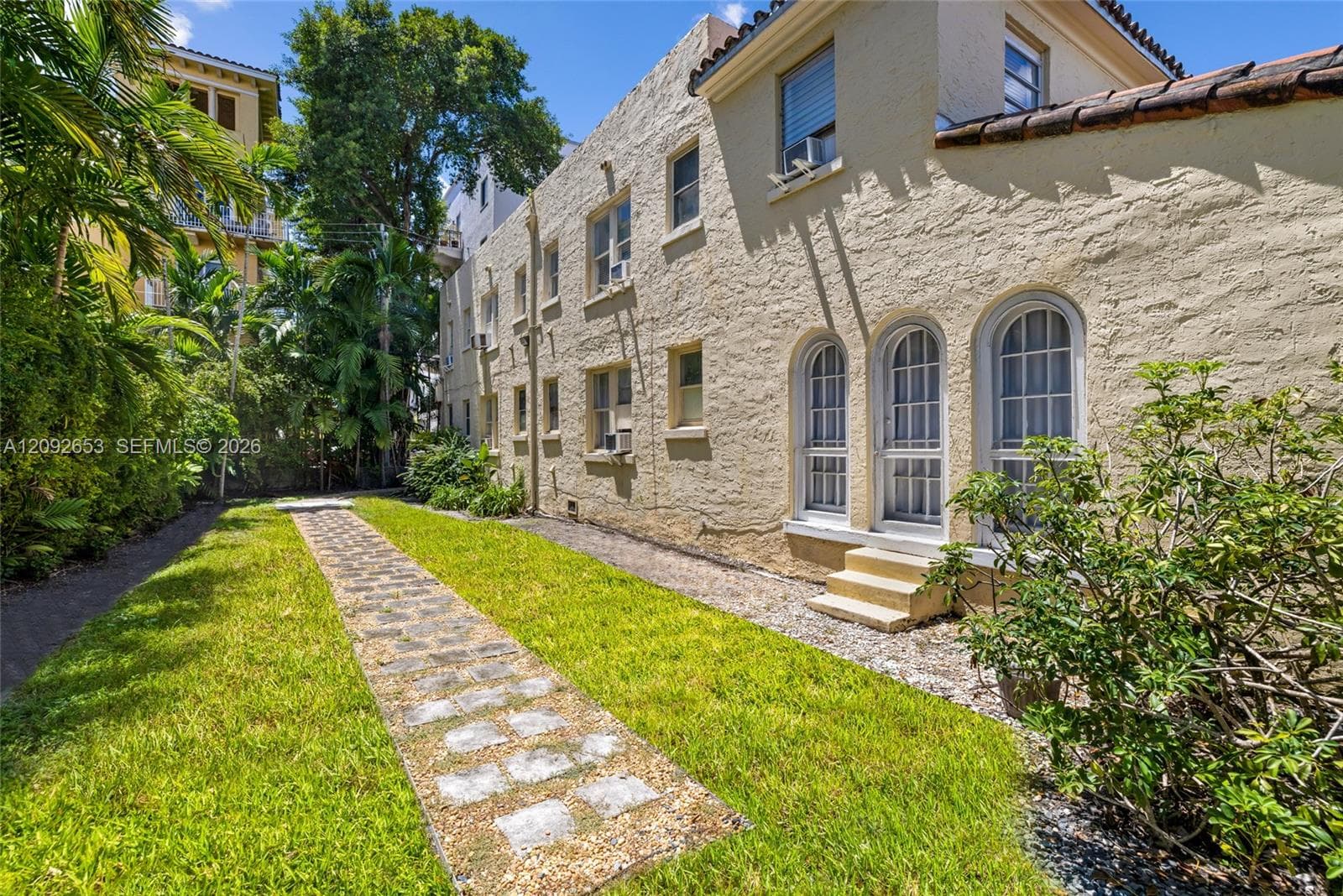 114 Menores Ave, Coral Gables FL 33134