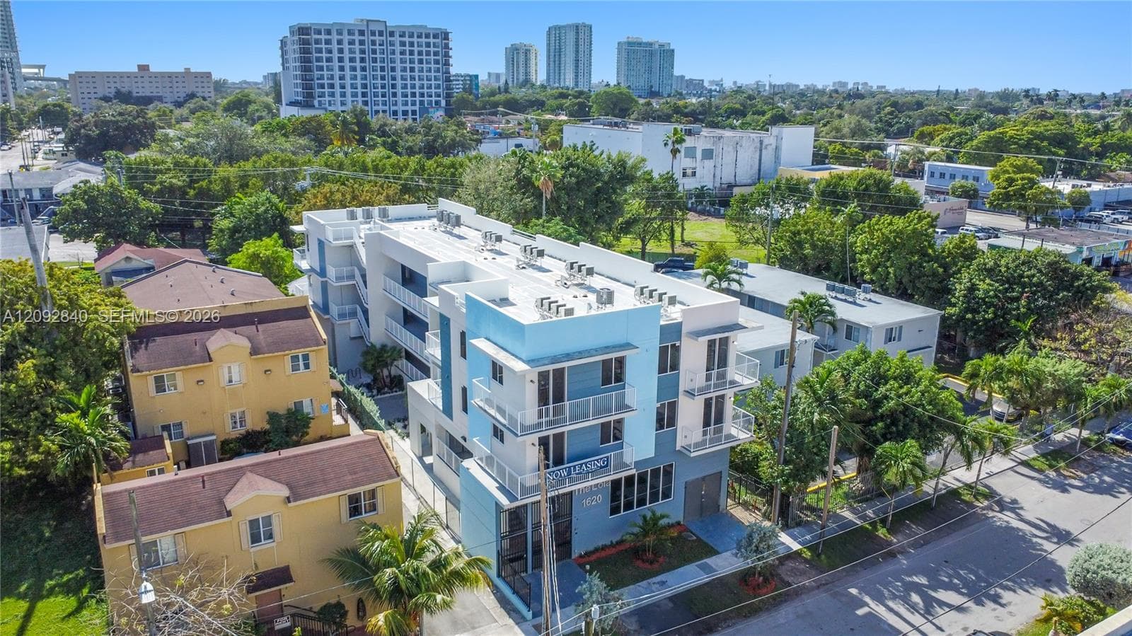 1620 NW 18th St, Miami FL 33125