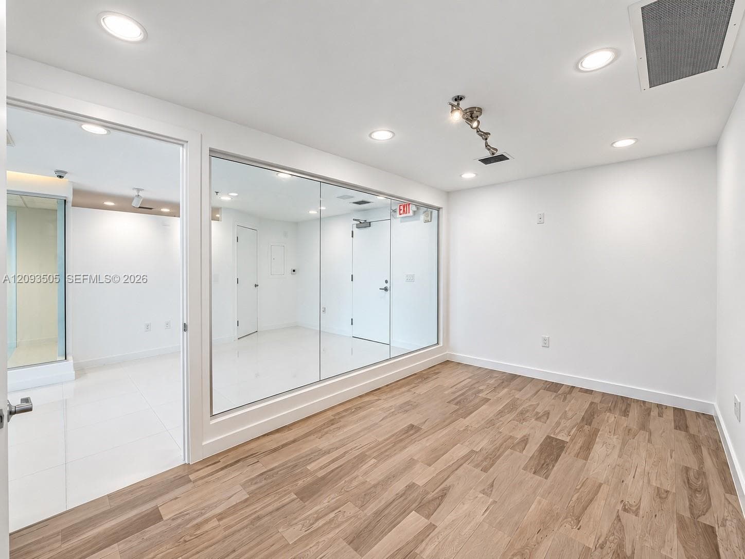 40 SW 13th St # 505, Miami FL 33130