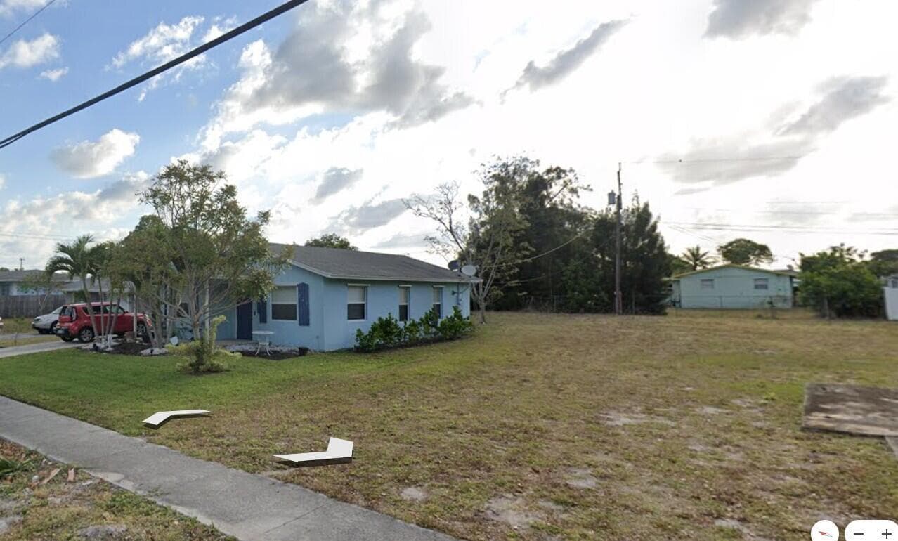 339 NW 8TH Avenue, Delray Beach FL 33444