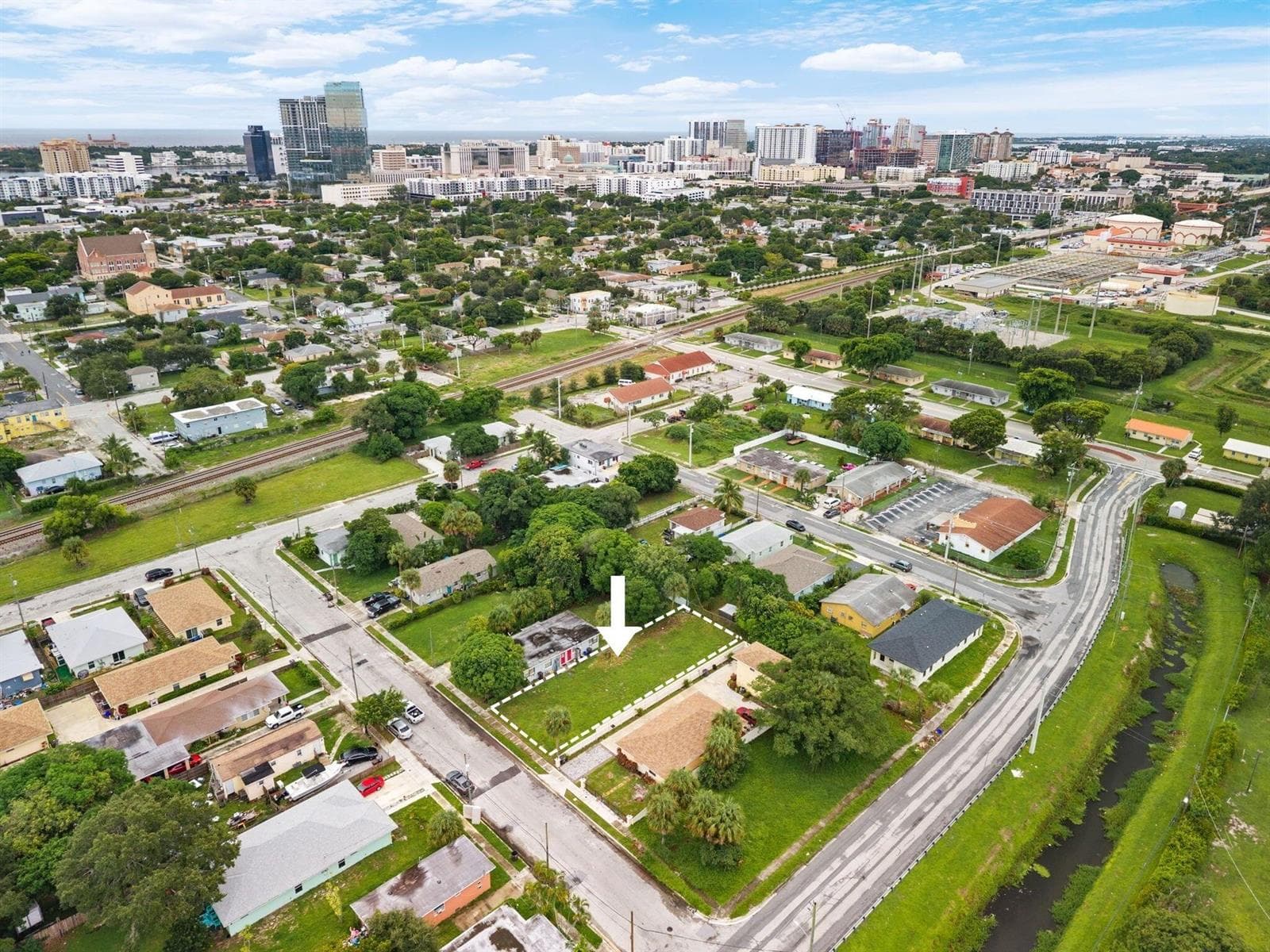 1120 9TH Street, West Palm Beach FL 33401