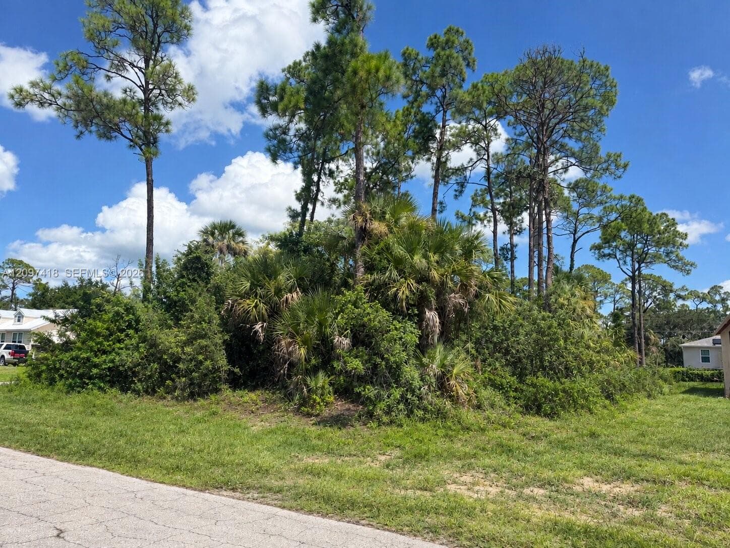 5018 N ROSEBUD CIR, La Belle FL 33935