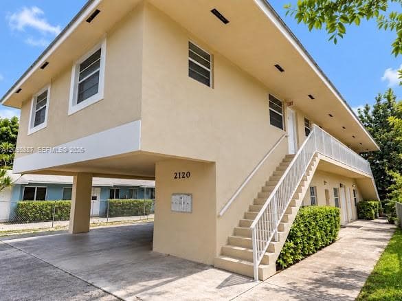 2120 SW 4th St, Miami FL 33135