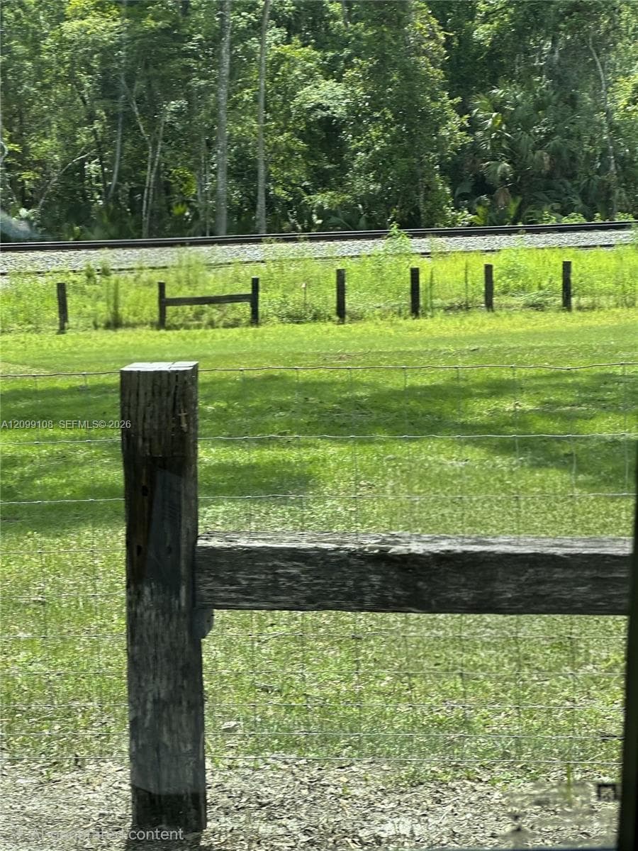 Lot photo