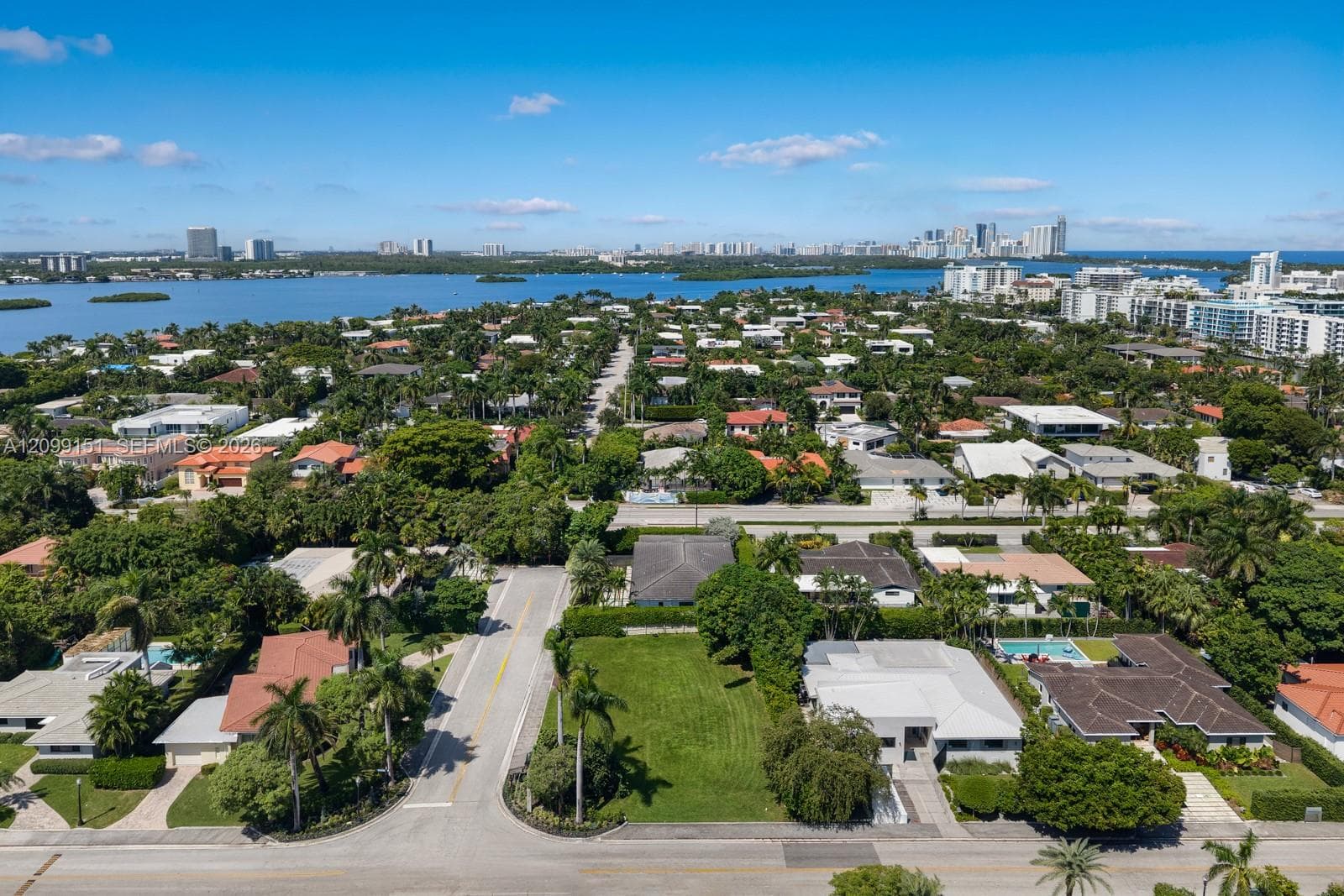 9525 Broadview Ter, Bay Harbor Islands FL 33154