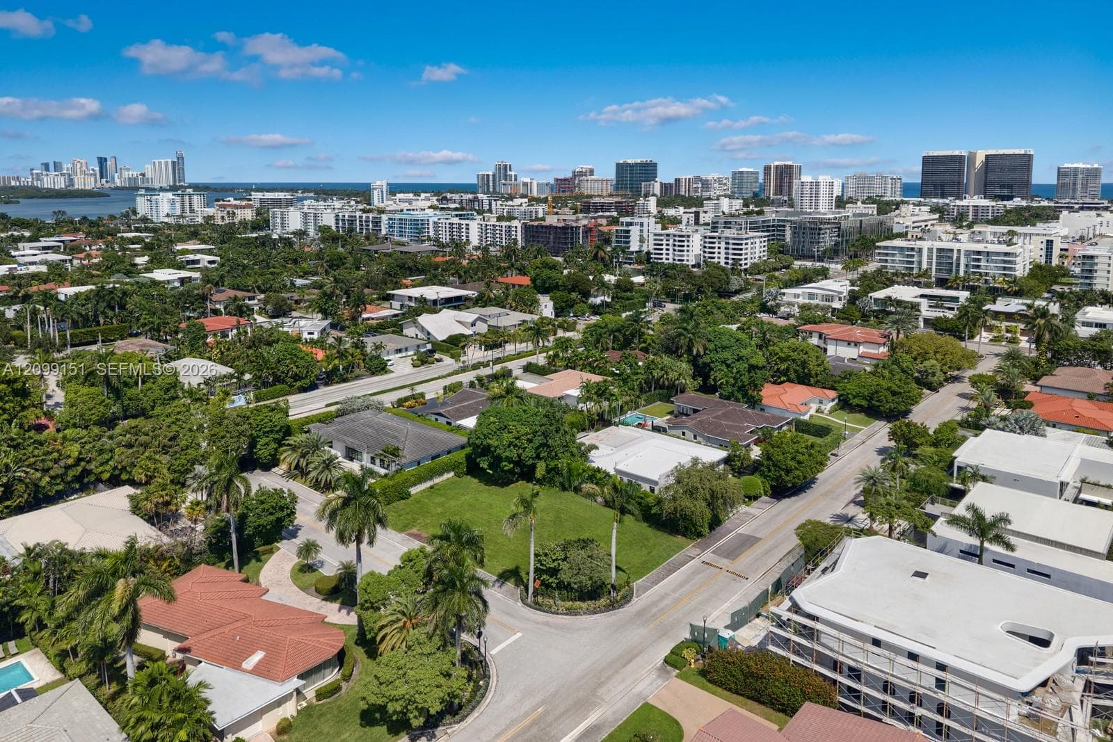 9525 Broadview Ter, Bay Harbor Islands FL 33154