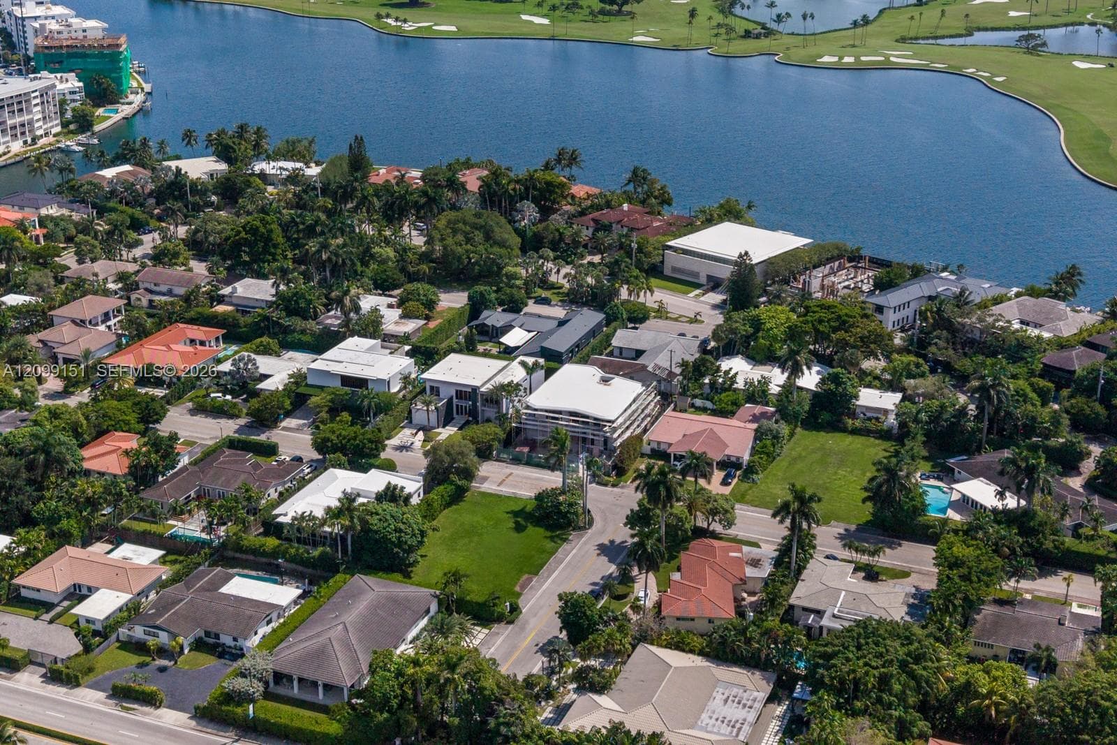 9525 Broadview Ter, Bay Harbor Islands FL 33154