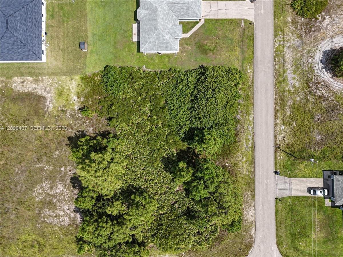2816 25 ST SW, Lehigh Acres FL 33976