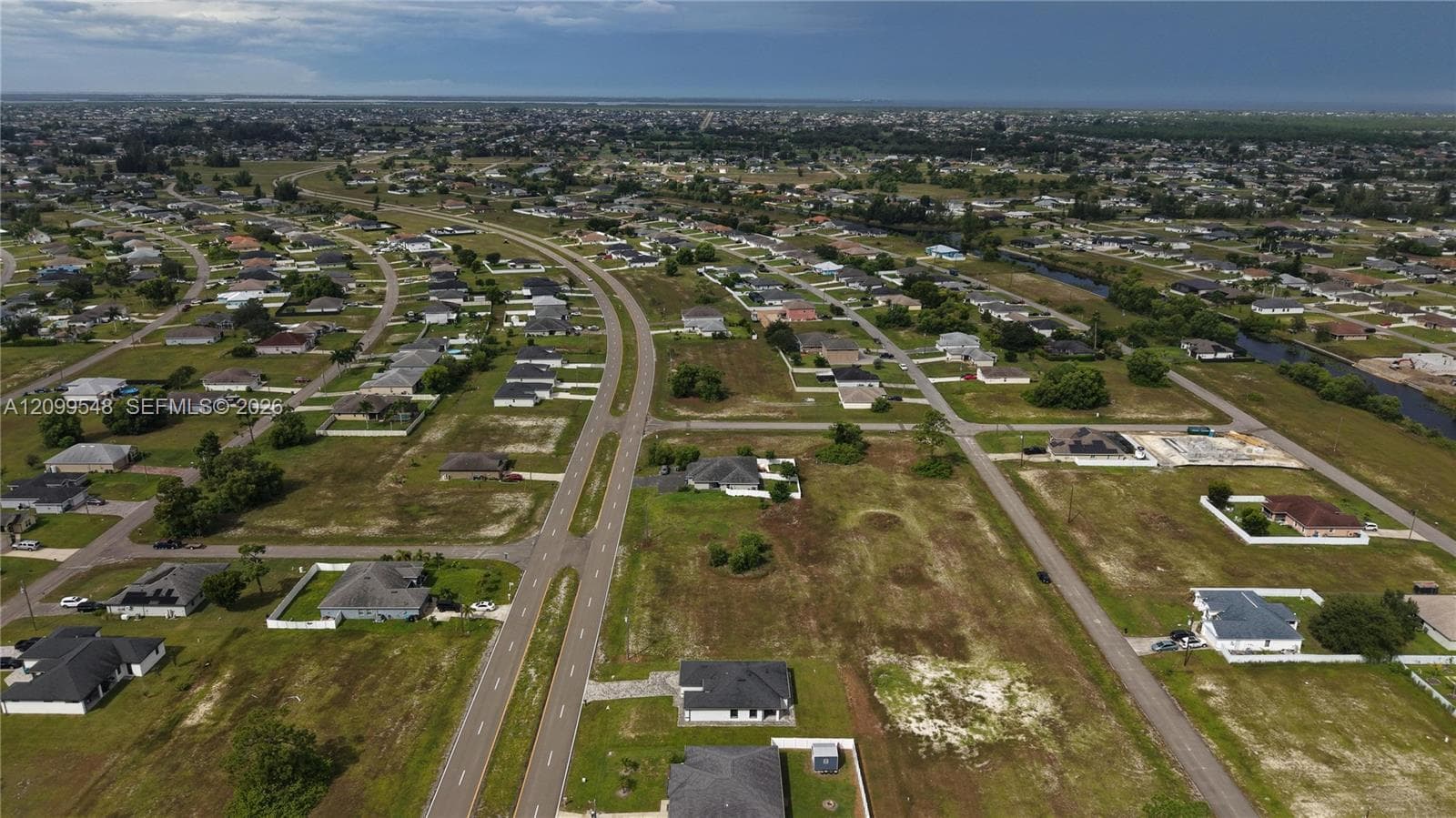 1735 DIPLOMAT PKWY W, Cape Coral FL 33993