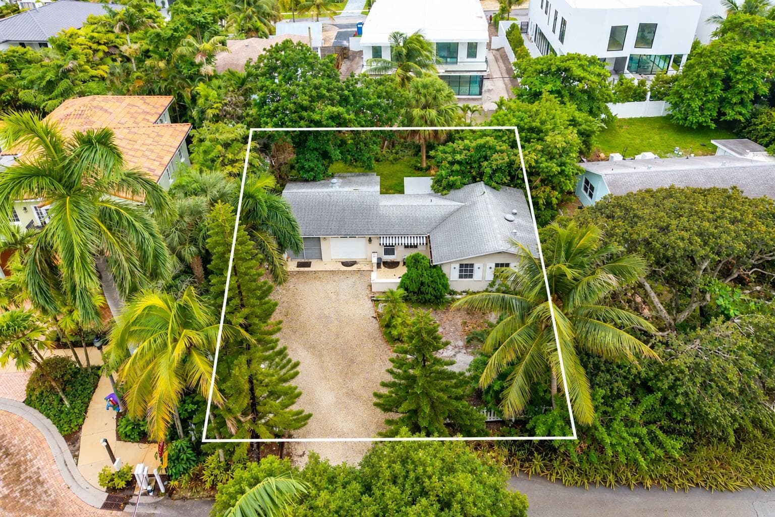 12 EASTVIEW Avenue, Delray Beach FL 33483