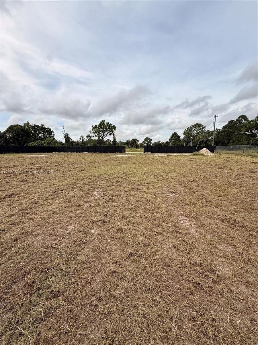 385 S Kennel St, Clewiston FL 33440