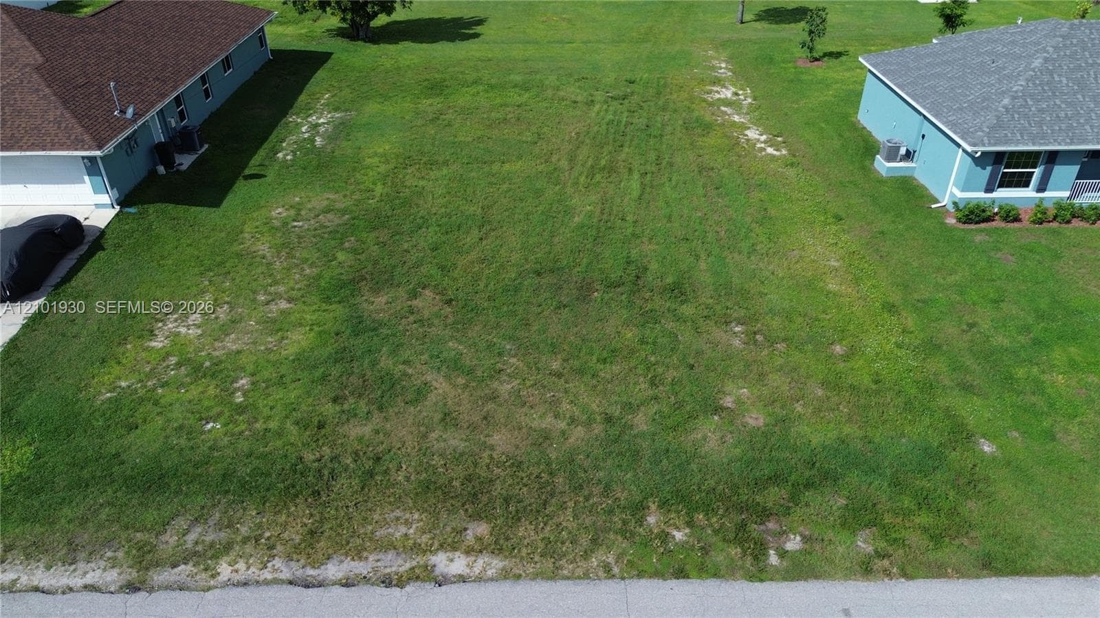 2045 NE 24th Ter, Cape Coral FL 33909