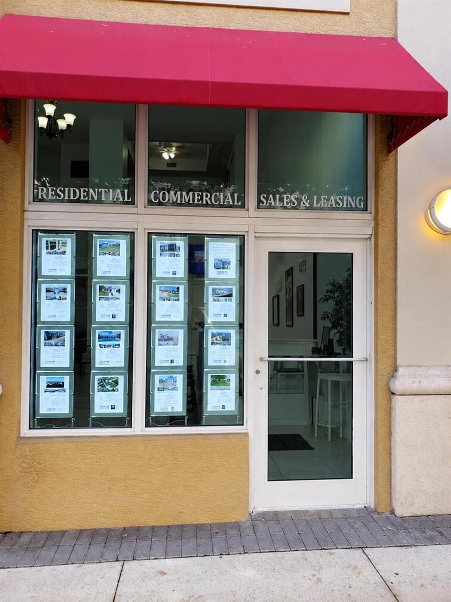 410 EVERNIA Street # 113, West Palm Beach FL 33401