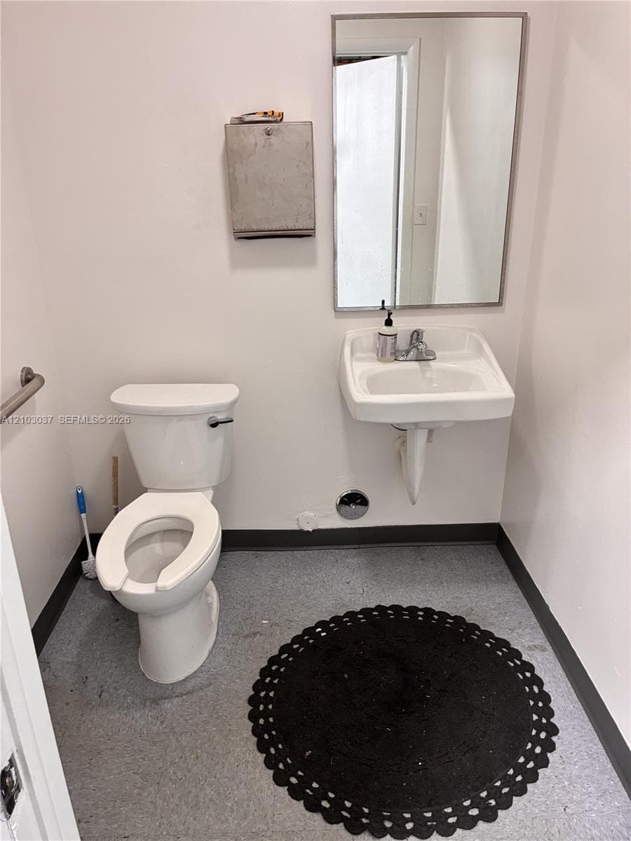3399 NW 72nd Ave #126, Miami FL 33122