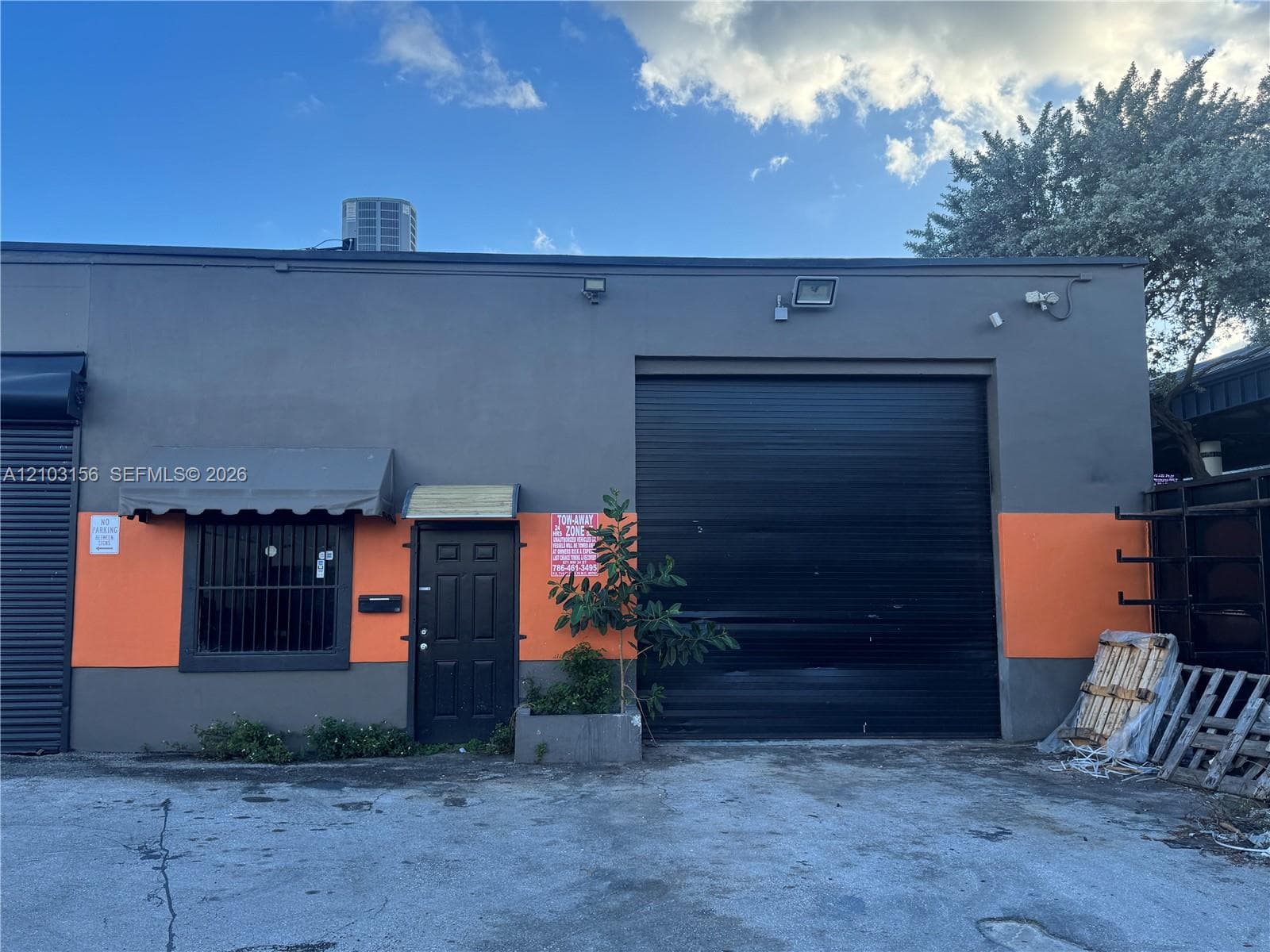 1134 E 26th St, Hialeah FL 33147