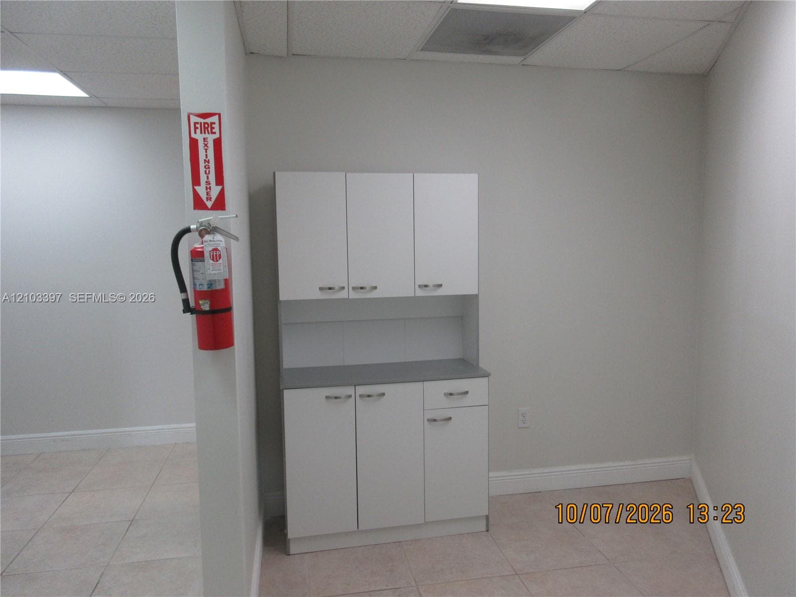 13155 SW 42 st, Miami FL 33175