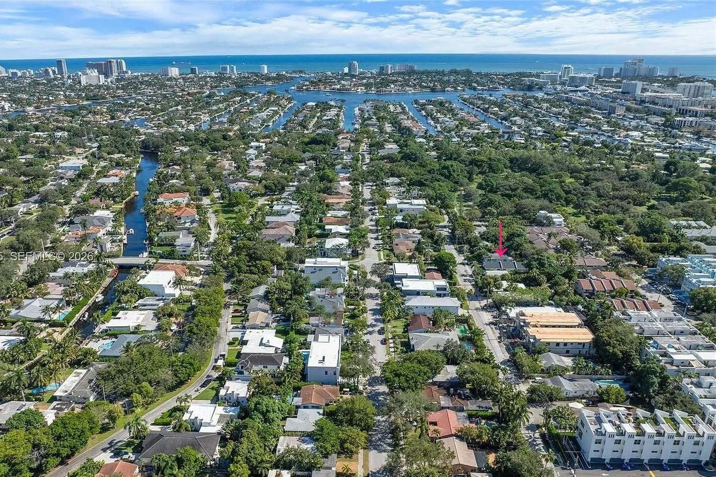 904 SE 12TH Street, Fort Lauderdale FL 33316