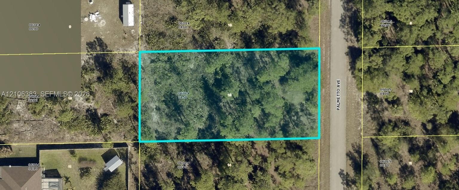1305 Palmetto Ave., Lehigh Acres FL 3972