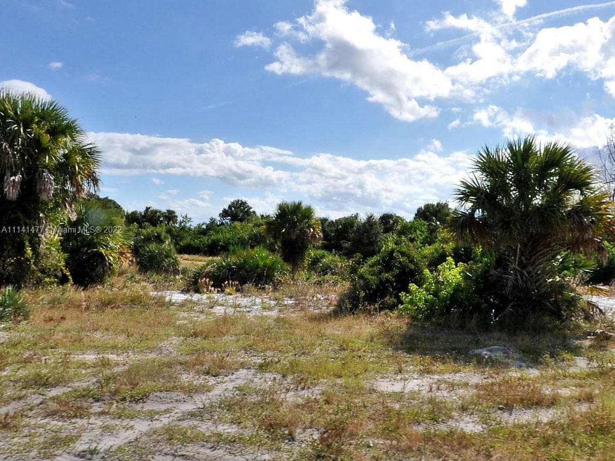 55 Savannah Rd, Fort Pierce FL 34982