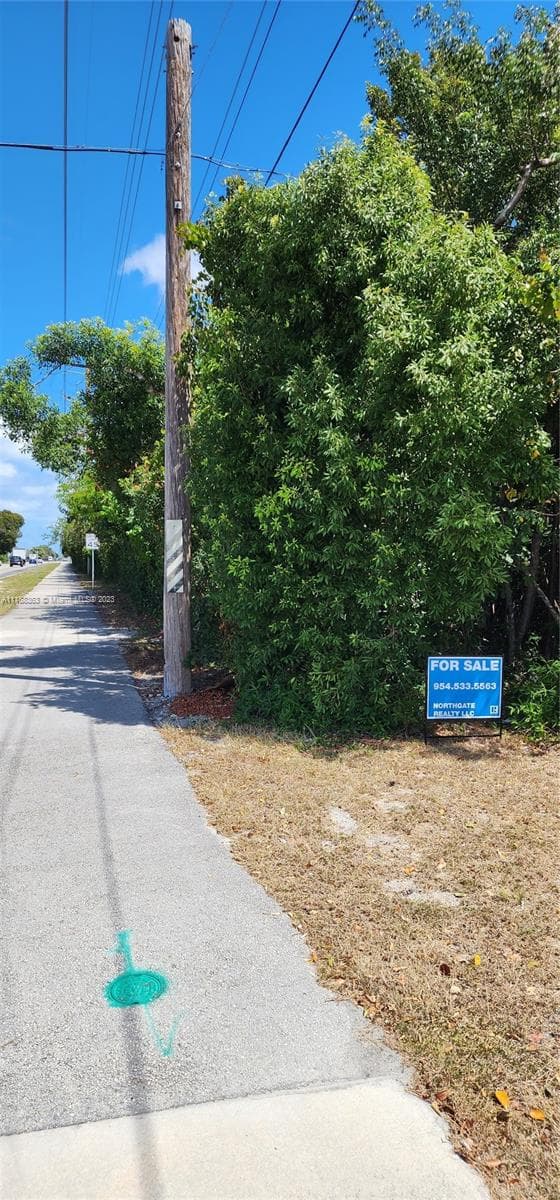 Key Largo, FL, 33037