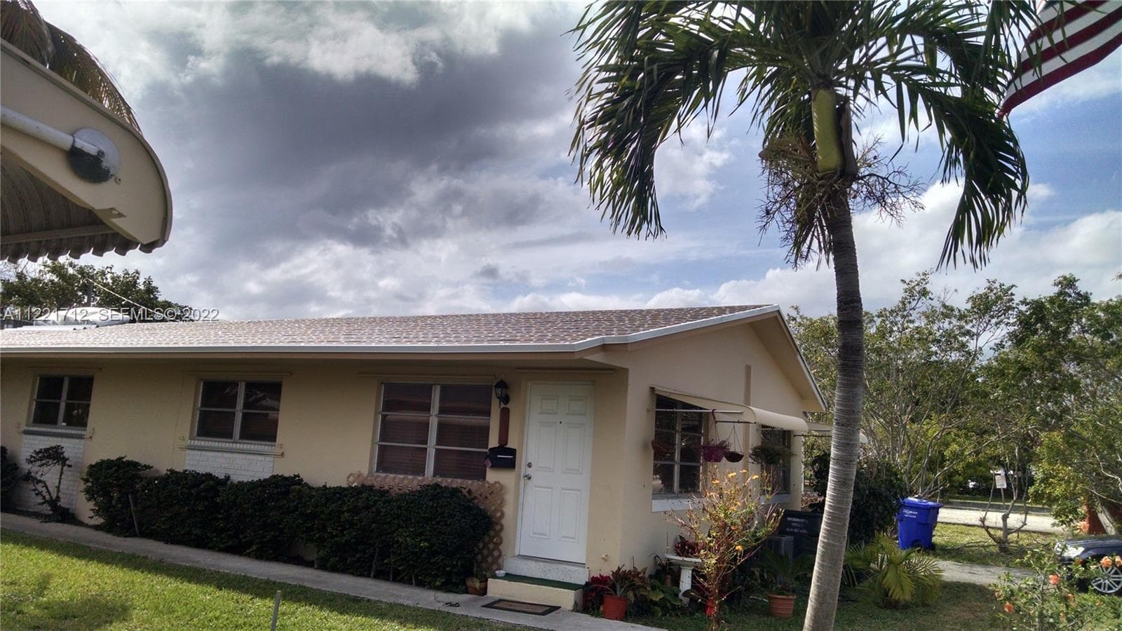 2212 Johnson St, Hollywood FL 33020