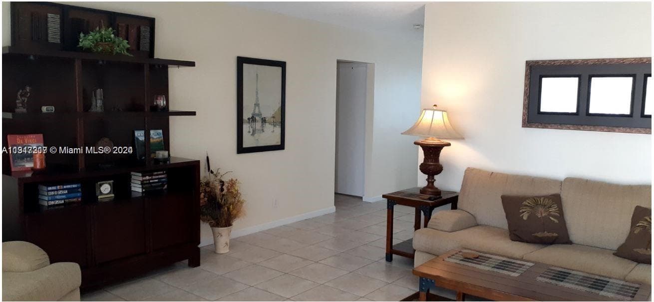 3212 NE 10th St, Pompano Beach FL 33062
