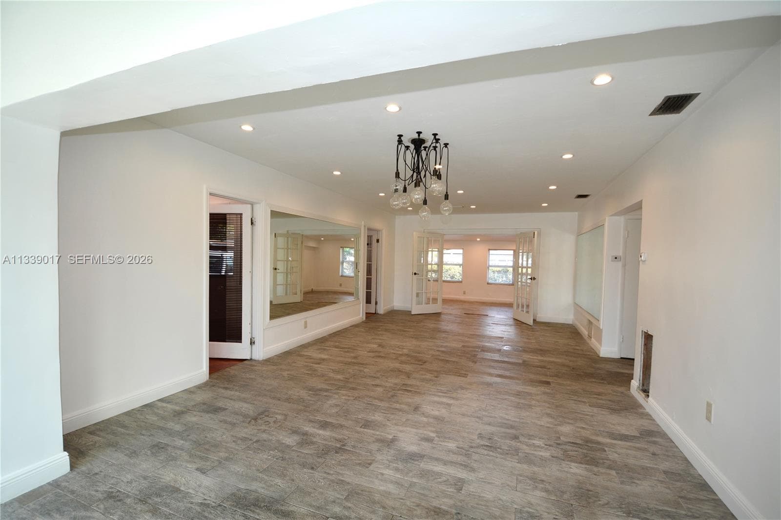 16921 NE 6th Ave, North Miami Beach FL 33162