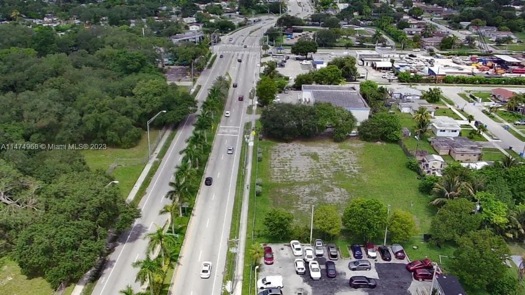 5421 W Hallandale Beach Blvd, West Park FL 33023