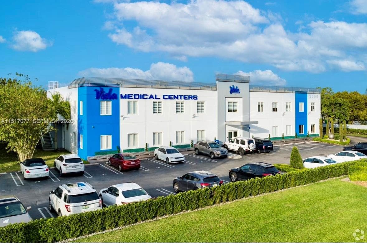 2550 NW 100th Ave, Doral FL 33172