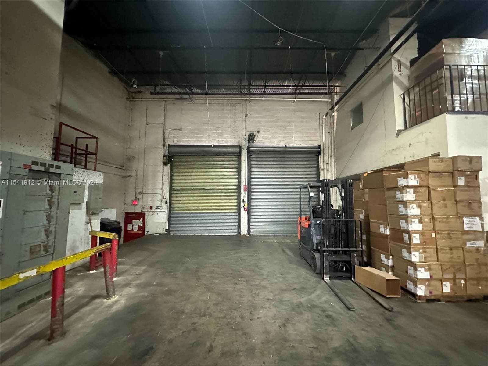 2 Bay Doors