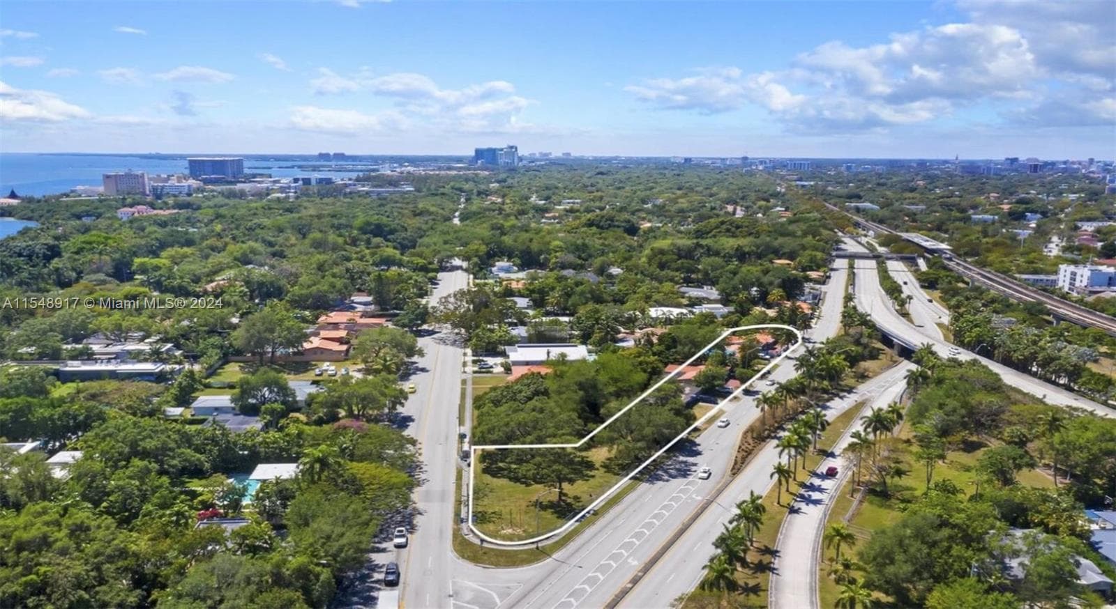 2900 S Miami Ave, Miami FL 33129