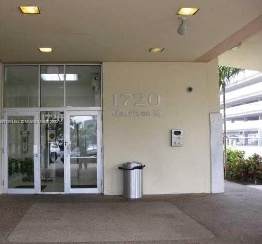 1720 Harrison St # 8C, Hollywood FL 33020