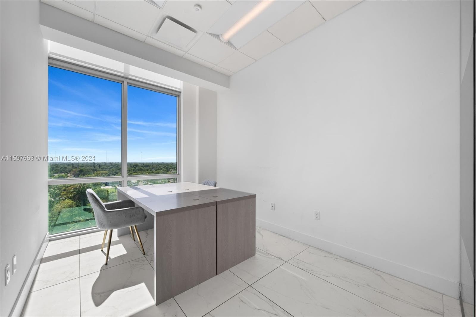 800 SE 4th Ave # 817, Hallandale Beach FL 33009