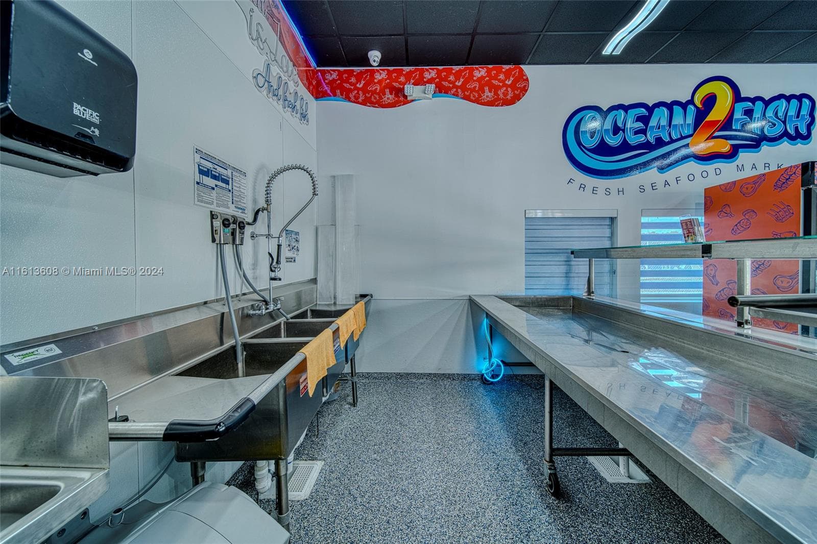 Top of The Line Fish & Seafood Market With Distribution in Miami, Miami FL 33186