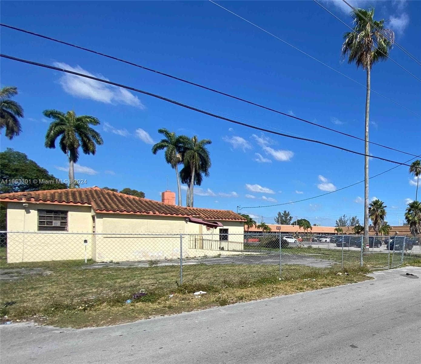 13400 Alexandria Dr, Opa-Locka FL 33054